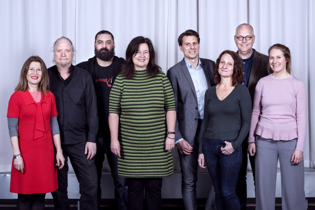 FSTs Styrelse 2018 (från vänster i bild): Ulrika Emanuelsson, Dror Feiler (vice ordf.), Marcus Wrangö, Maria Lithell Flyg (nyinvald), Martin Jonsson Tibblin (ordf.), Marie Samuelsson, Sten Sandell och Jenny Hettne. FSTs Styrelse 2018 (från vänster i bild): Ulrika Emanuelsson, Dror Feiler (vice ordf.), Marcus Wrangö, Maria Lithell Flyg (nyinvald), Martin Jonsson Tibblin (ordf.), Marie Samuelsson, Sten Sandell och Jenny Hettne.